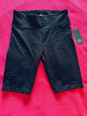 Wild Fable Women’s Black Bike Shorts